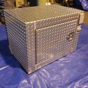 Diamond plate side box / tool box. Perfect for semi trucks