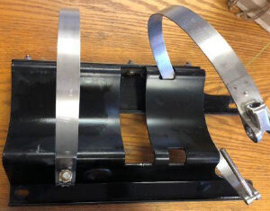 THERMO KING TRIPAC DPF CANISTER STRAP AND MUFFLER SUPPORT