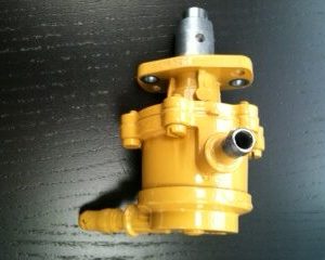 RIGMASTER Fuel/Lift Pump (Old Stock)  *** NO WARRANTY ***  (Cat/Perkins 14-6 to T4-6 & LG200) PART #130506351